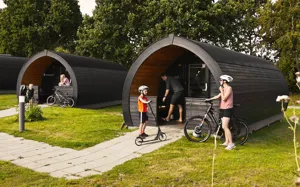 Annebergs Limtræ Natursuiter Hytter Mennesker